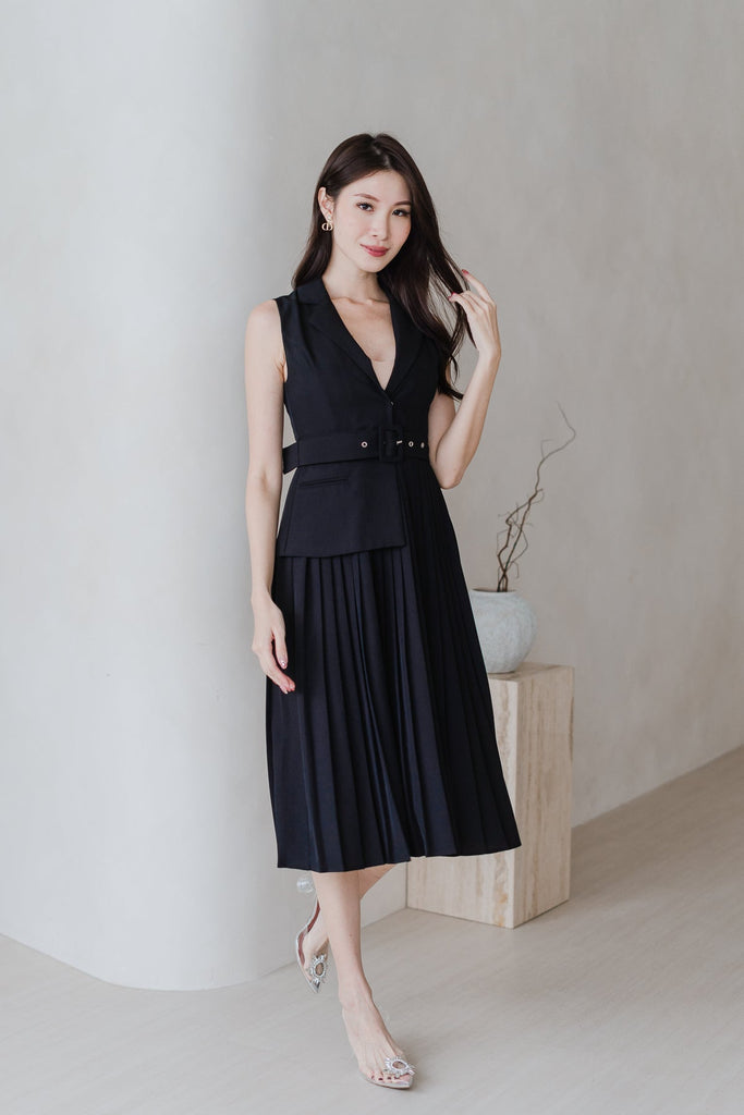 Backorder: Amber Waistcoat Pleated Dress - Black [XS/S/M/L/XL]