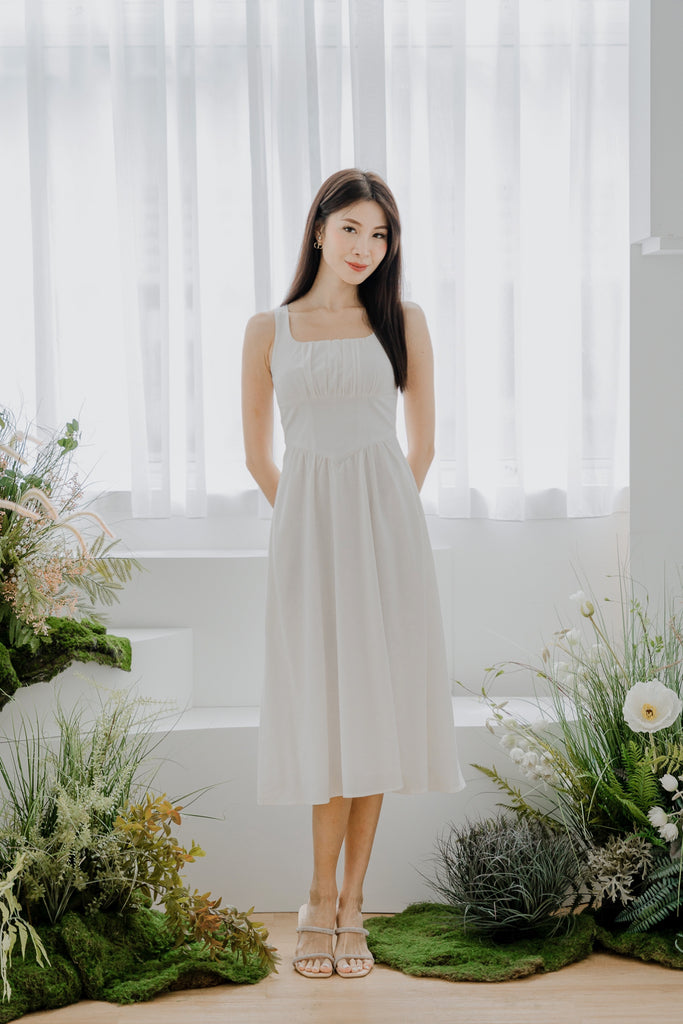 Silvana Ruche V-Waistline Dress - White [XS/S/M/L/XL/XXL]