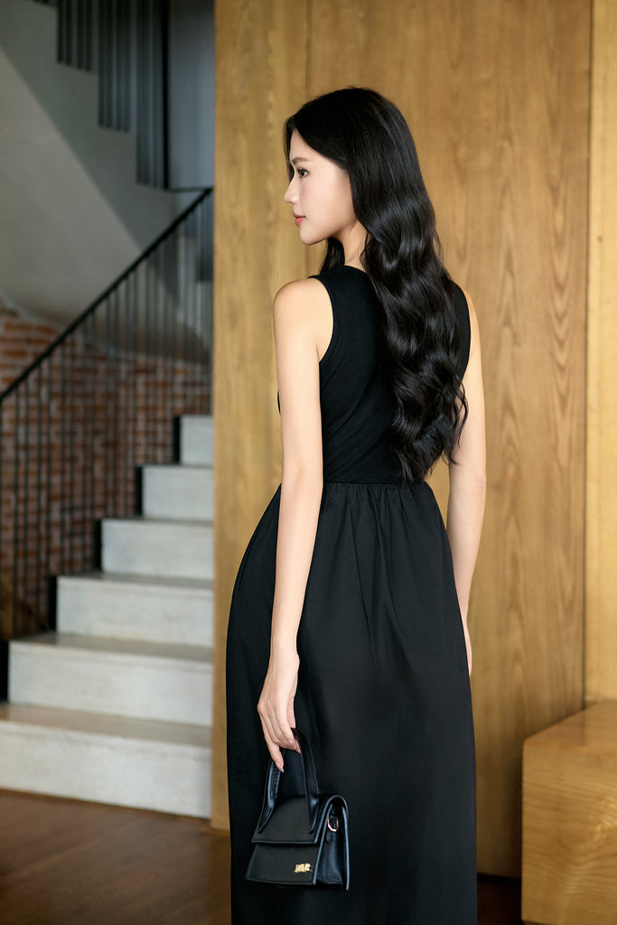 Lyra Ribbed Midaxi Dress - Black [S/M/L/XL]