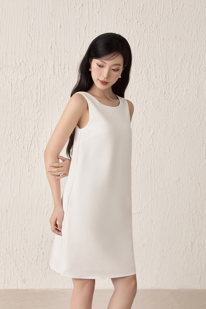 Louisa Back Bow Padded Shift Dress - White [XS/S/M/L/XL/XXL]