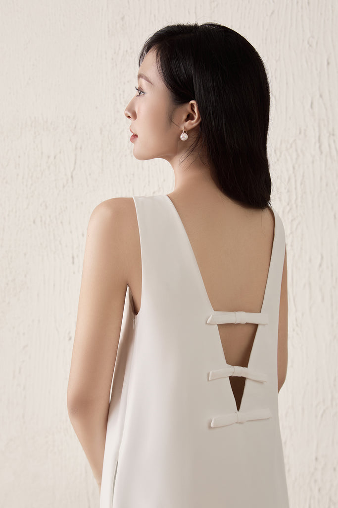 Louisa Back Bow Padded Shift Dress - White [XS/S/M/L/XL/XXL]