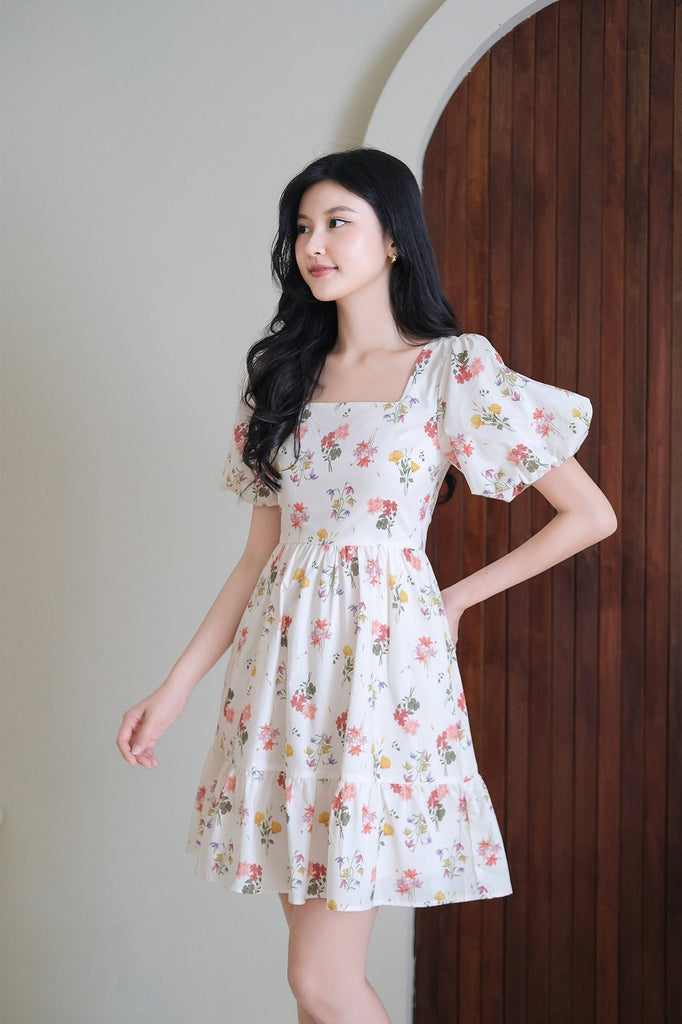 Amore Garden Puffy Sleeves Dress - Plumeria Red [XS/S/M/L/XL/XXL]