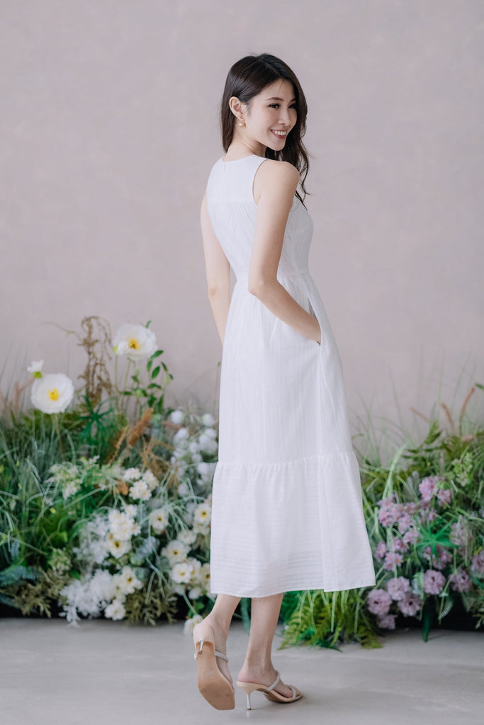Back Order: Colina Lattice Eyelet Tier Maxi Dress - White [XS/S/M/L/XL/XXL]
