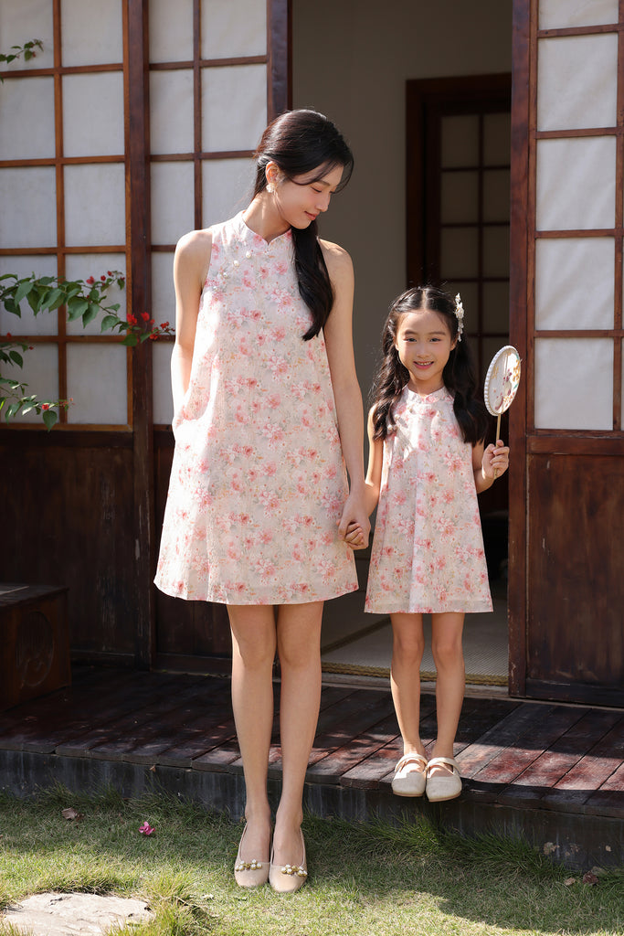 花晨 Spring Bloom Kids Oriental Pearl Cheongsam Dress - Pink [XS/S/M/L/XL/XXL]