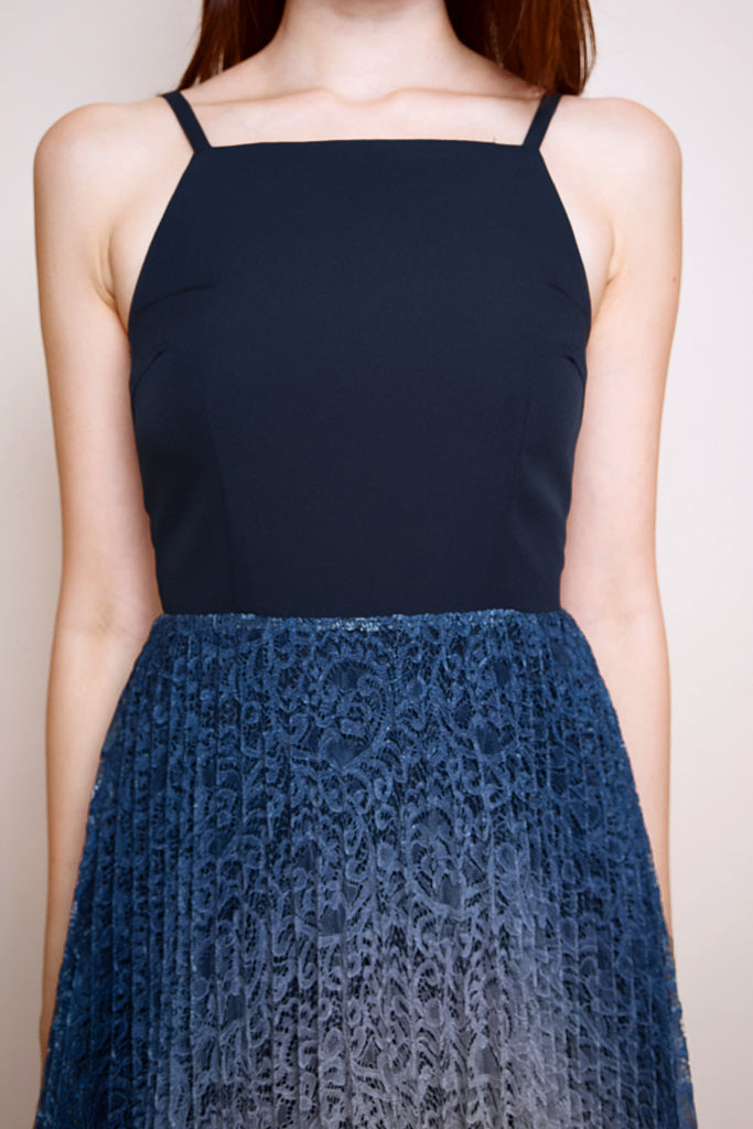 Lotte Lace Ombre Pleated Dress - Navy/Blue [S/M/L/XL]