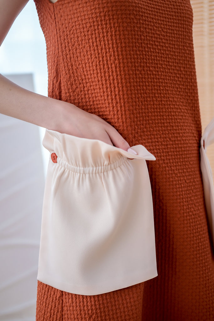Poppy Detachable Big Pockets Dress - Rust // Beige [XS/S/M/L/XL]