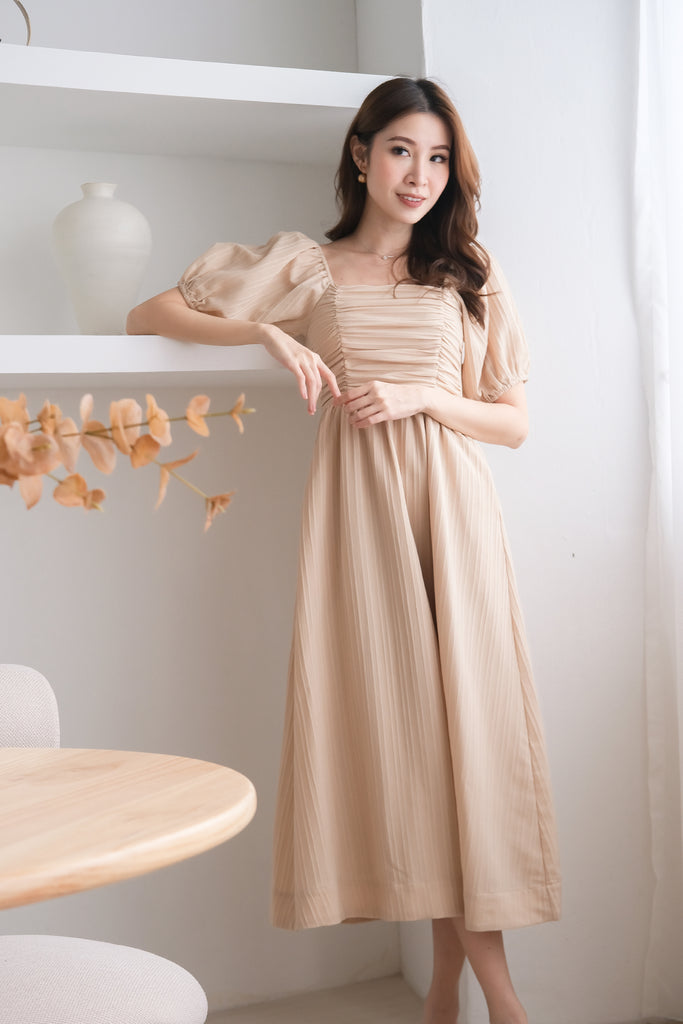 Demure Ruched Puffy Sleeves Midaxi - Ecru [XS/S/M/L/XL/XXL]