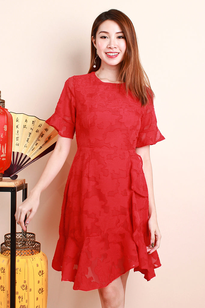 Chun Sleeved Lace Detachable Collar Dress - Red [S/M/L/XL]